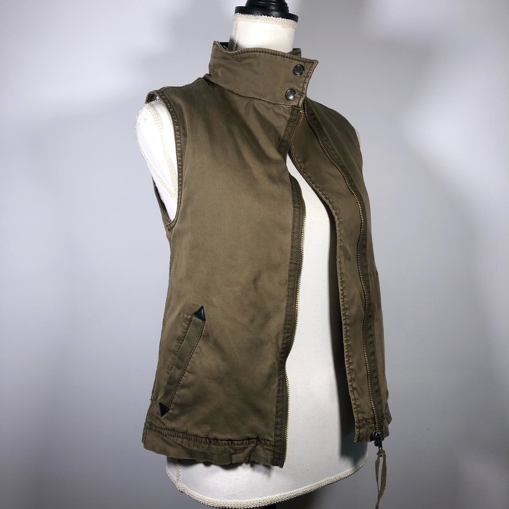 ANTHROPOLOGIE Marrakech Sherpa Lined Vest - Picture 6 of 16